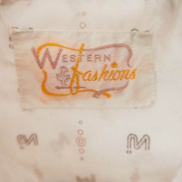 ⬇️ PRICE DROP - Vintage western button-down shirt - Picture 9 of 9